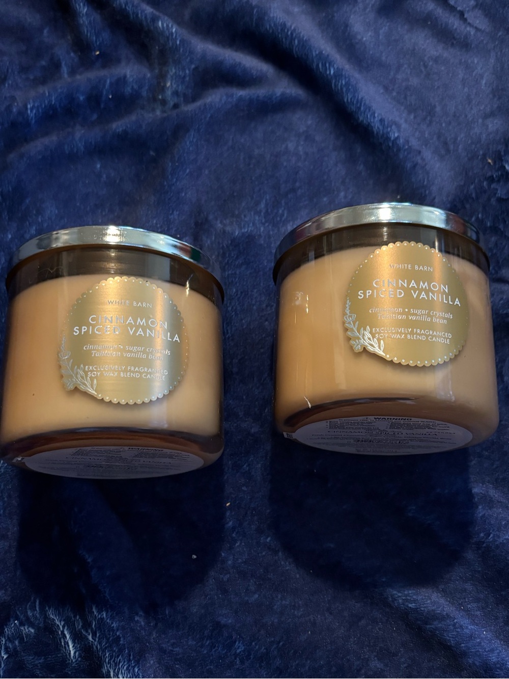 White Barn Cinnamon Spiced Vanilla Candle - Amber Brown